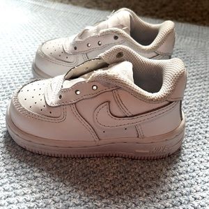 Infant Air Force 1s